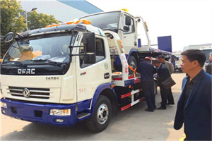 湘潭汽车道路救援拖车价格